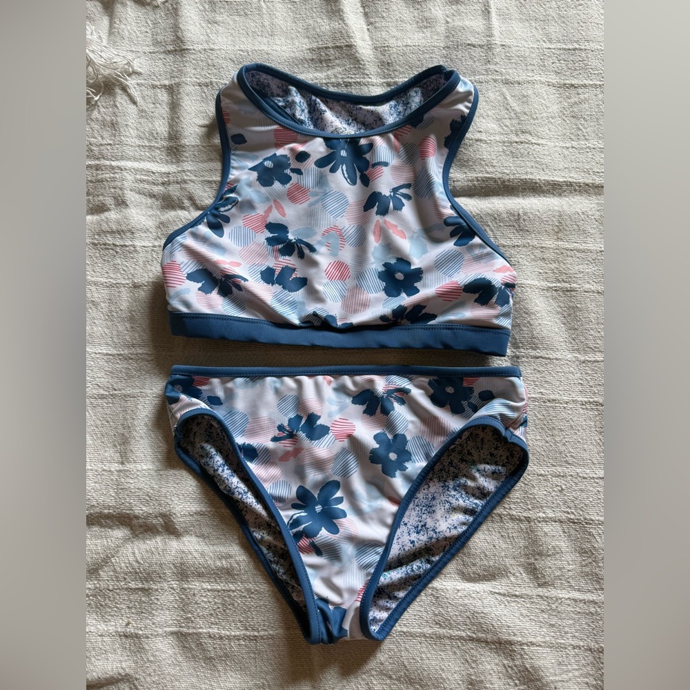 Eddie Bauer Blue and White Patterned Garment